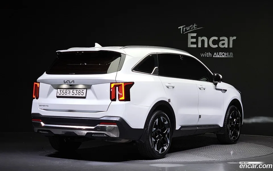 Kia Sorento 2.5T 2WD 2024 — миниатюра 2