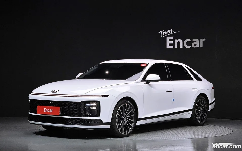 Hyundai Grandeur Hybrid 2025 — фото 1, купить с доставкой в Москву