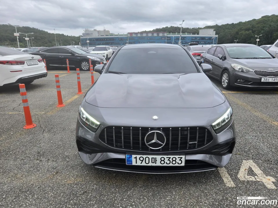 Mercedes-Benz A-Class AMG A35 4MATIC 2024 — миниатюра 3