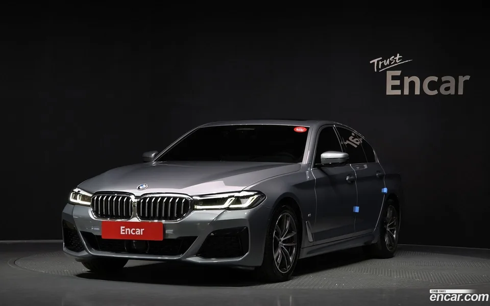 BMW 5 Series 523d M 2023 — фото 1, купить с доставкой в Москву