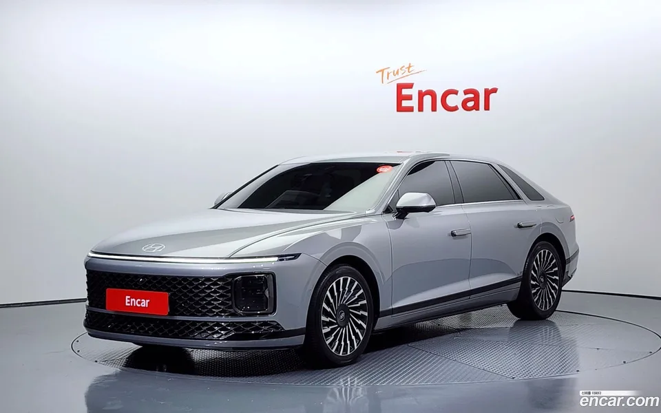 Hyundai Grandeur 2.5 2WD 2023 — фото 1, купить с доставкой в Москву