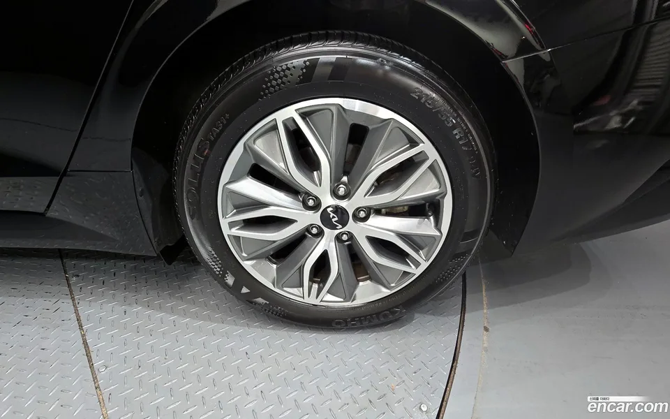 Kia K5 Hybrid 2023 — миниатюра 2