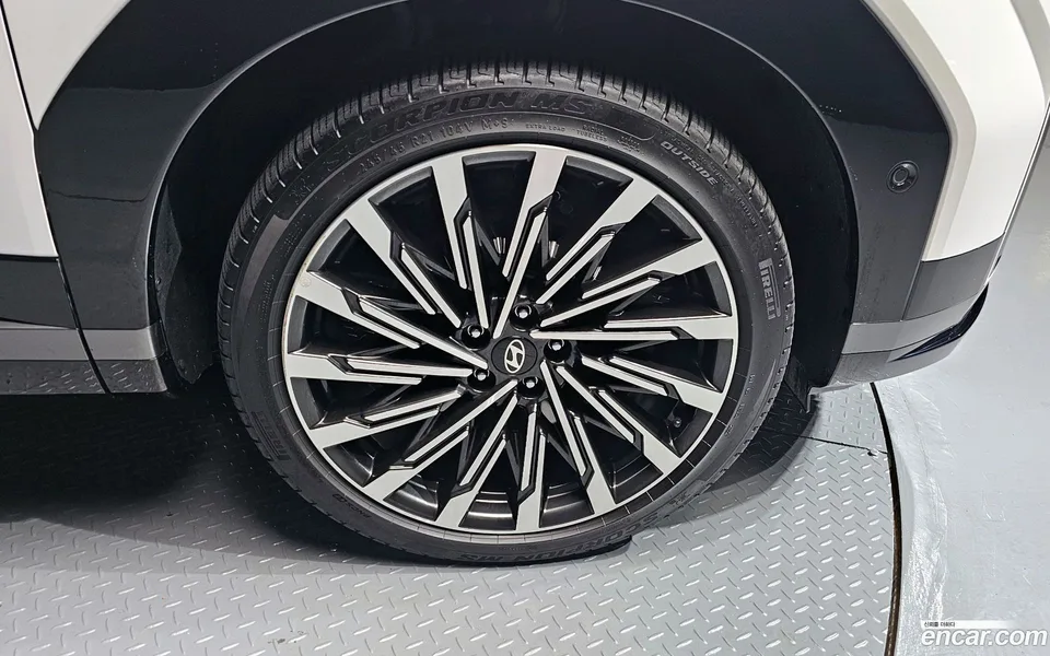 Hyundai SantaFe 2.5T 2WD 2023 — миниатюра 2