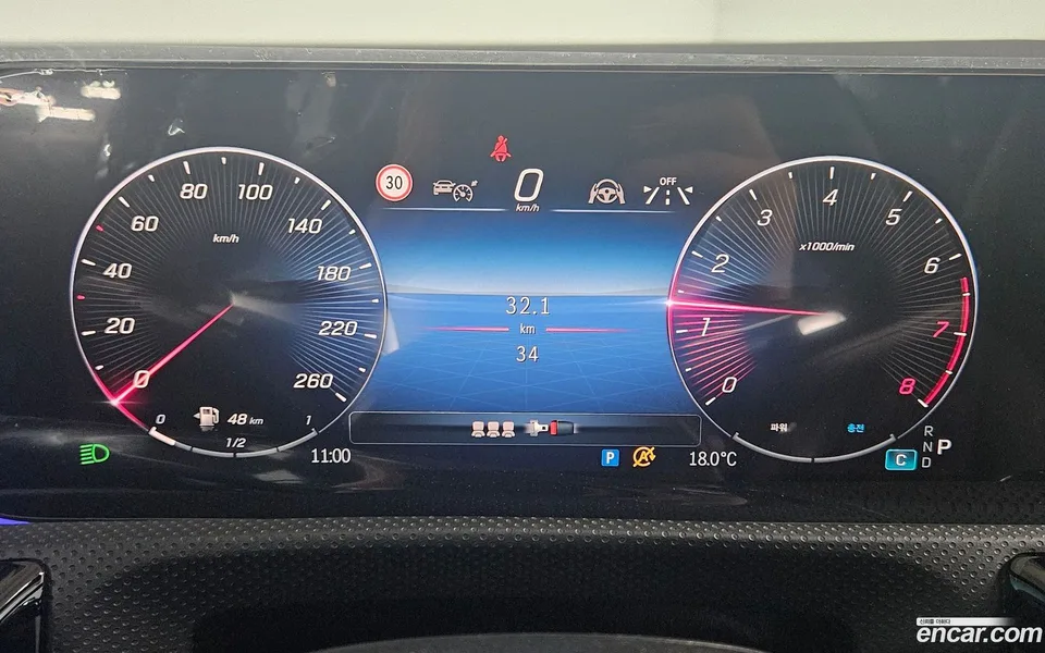 Mercedes-Benz CLA-Class CLA250 4MATIC 2025 — миниатюра 2