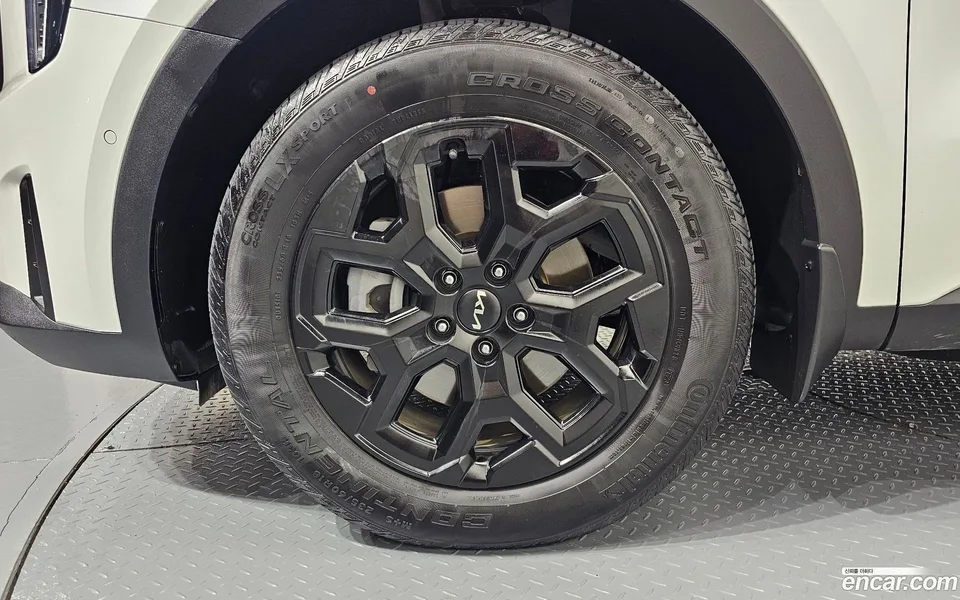 Kia Sorento HEV 1.6 2WD 2023 — thumbnail 2