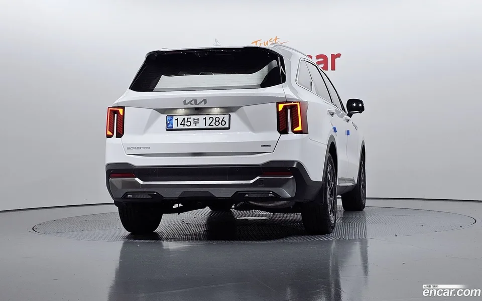 Kia Sorento HEV 1.6 2WD 2023 — thumbnail 4