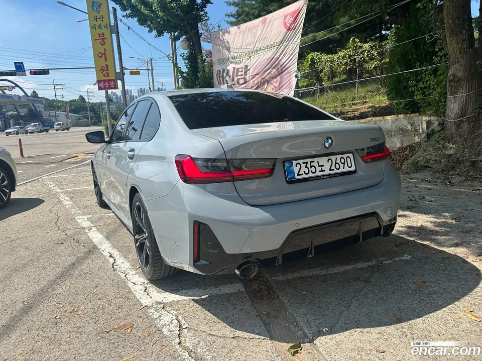 BMW 3 Series 320i M 2025 — миниатюра 2