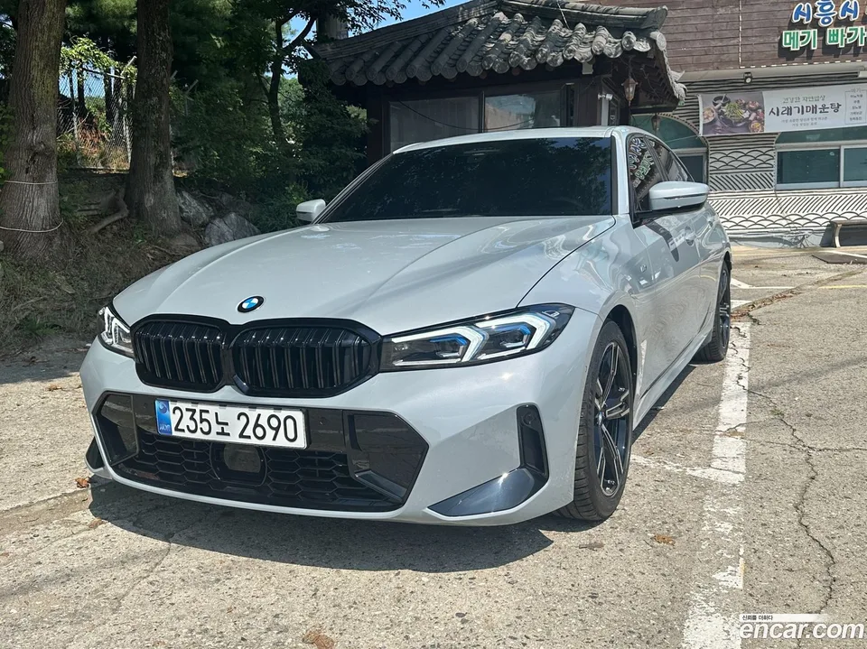 BMW 3 Series 320i M 2025 — миниатюра 3