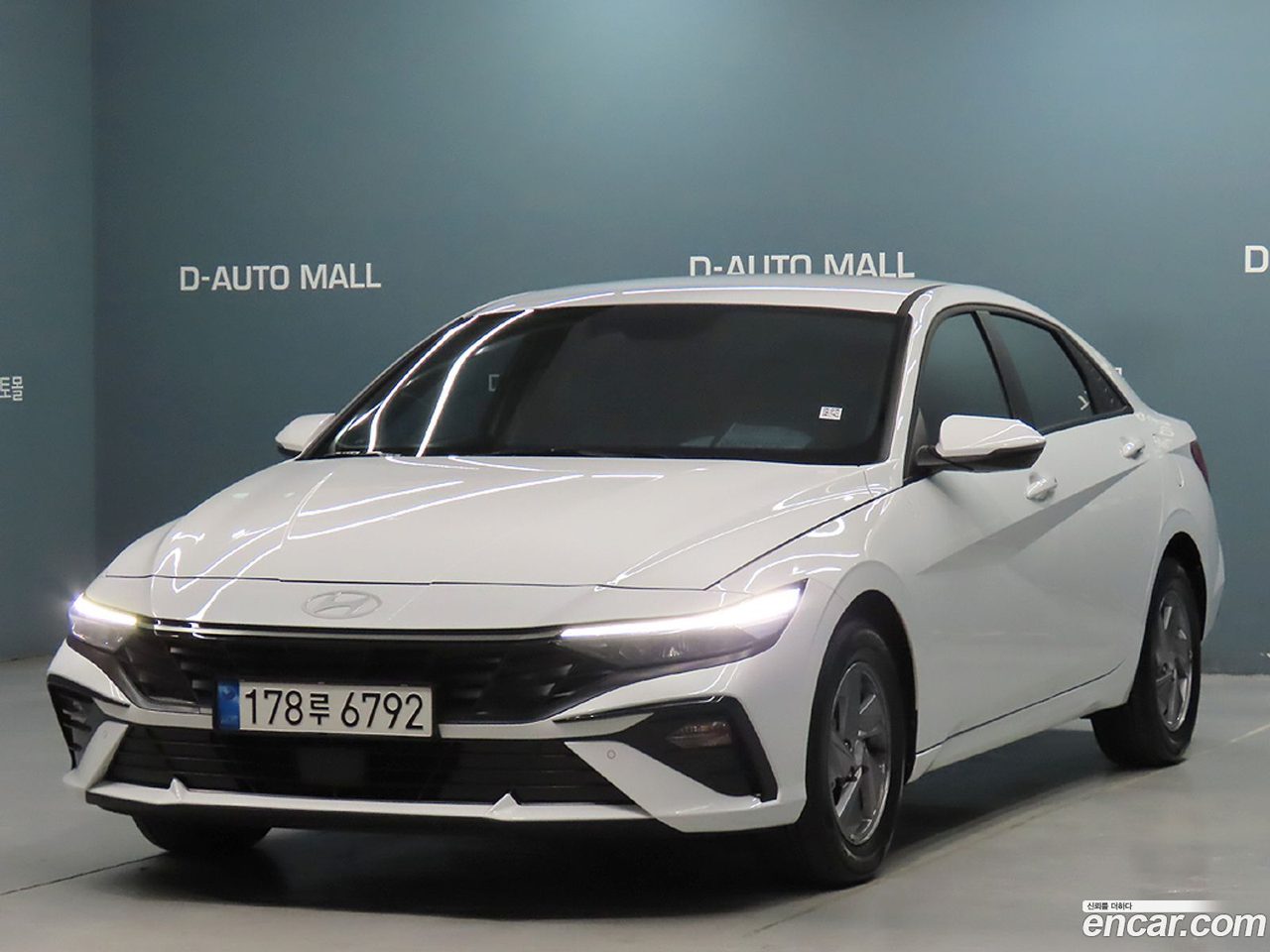 Hyundai Avante CN7 2024