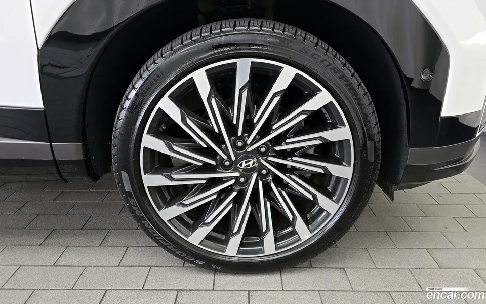 Hyundai SantaFe 2.5T 2WD 2023 — миниатюра 2