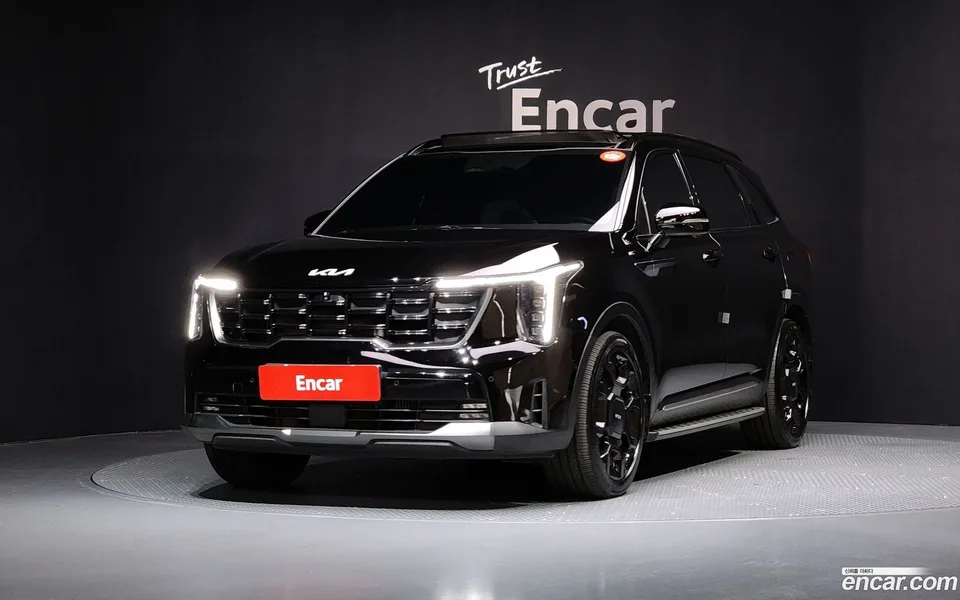 Kia Sorento 2.2 2WD 2023 — фото 1, купить с доставкой в Москву