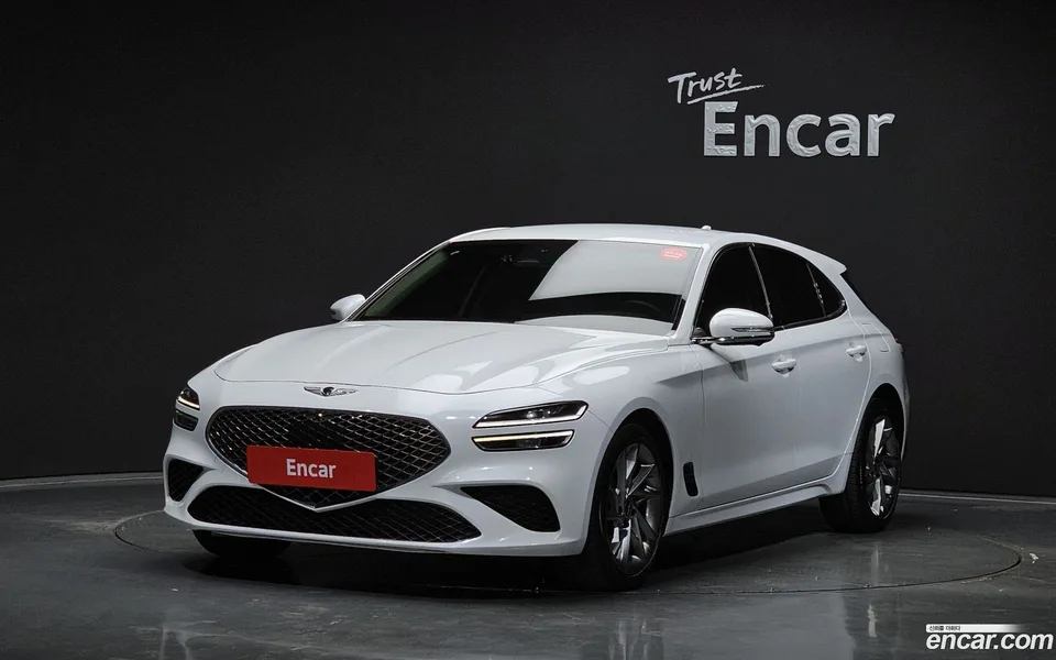 Genesis G70 Shooting Brake 2.0T 2WD 2022 — фото 1, купить с доставкой в Москву