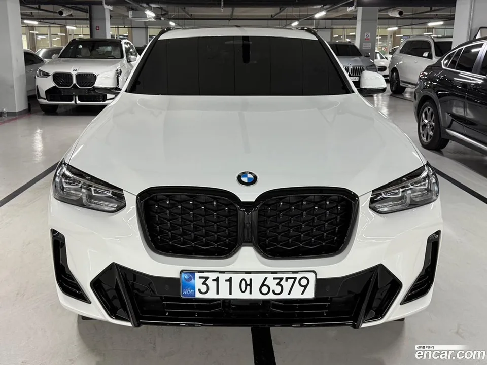 BMW X4 xDrive20i M 2025 — фото 1, купить с доставкой в Москву