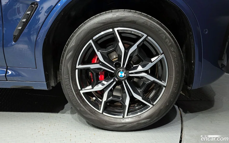 BMW X3 xDrive 20i M 2023 — миниатюра 2