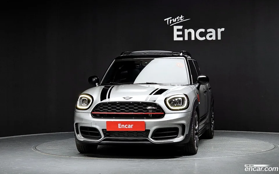 MINI Cooper S Countryman JCW 2023 — миниатюра 3