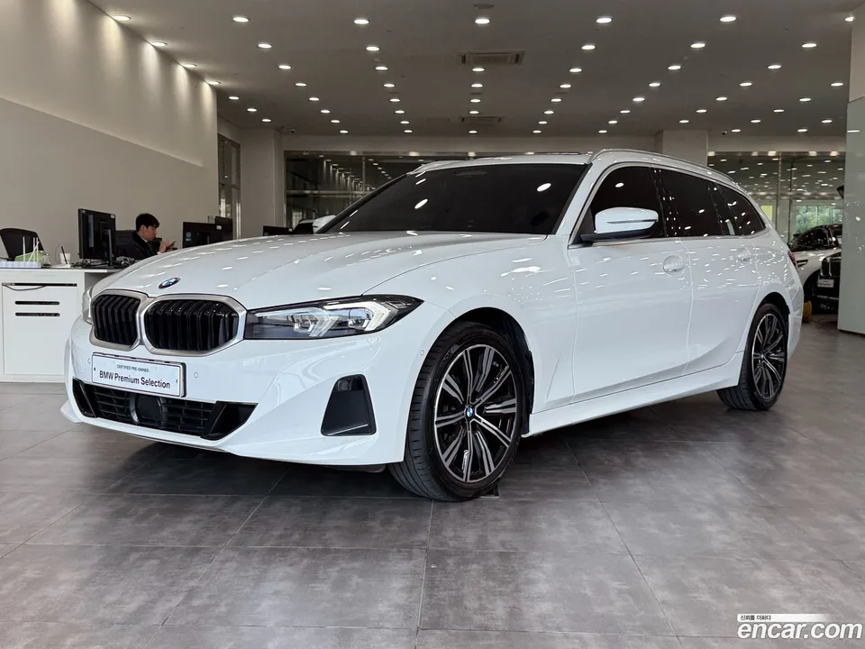 BMW 3 Series 320d 2025 — фото 1, купить с доставкой в Москву