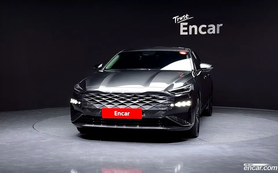 Kia K8 Hybrid 2023 — миниатюра 3