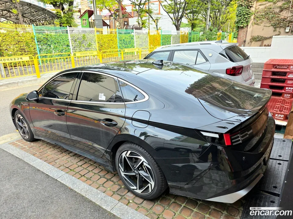 Hyundai Sonata The Edge Hybrid 2024 — thumbnail 4