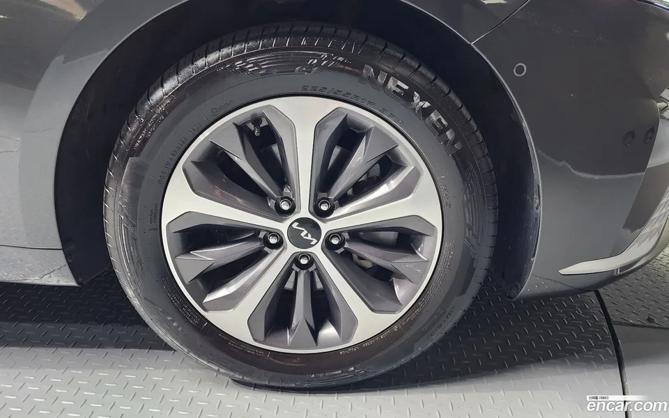 Kia K8 Hybrid 2023 — миниатюра 2