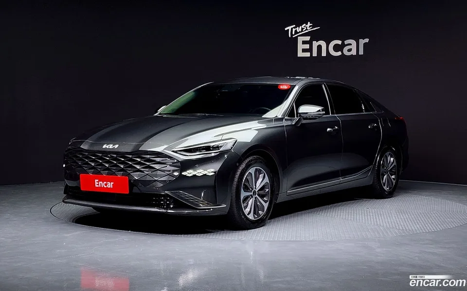 Kia K8 Hybrid 2023 — фото 1, купить с доставкой в Москву