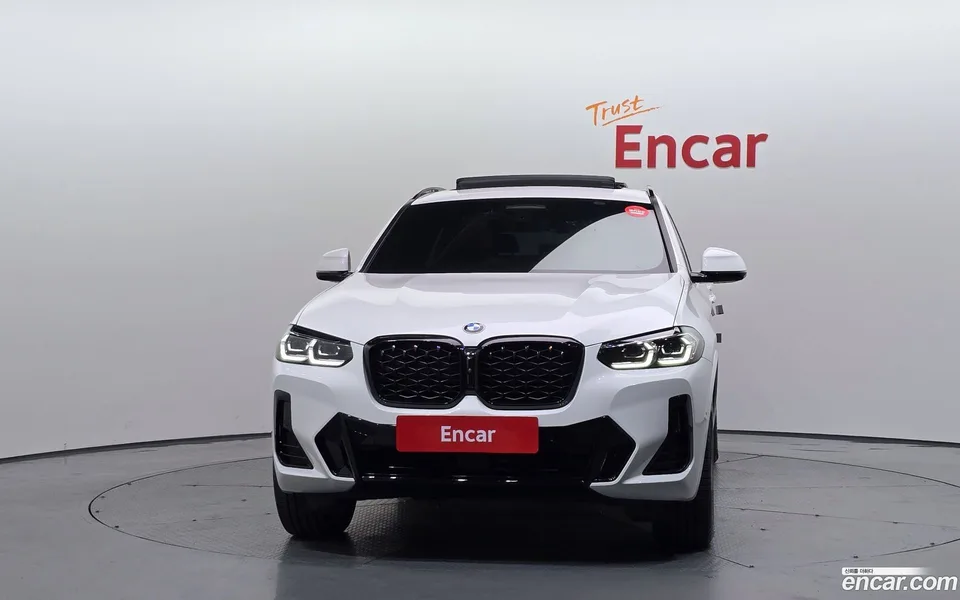 BMW X4 xDrive20i M 2023 — миниатюра 3
