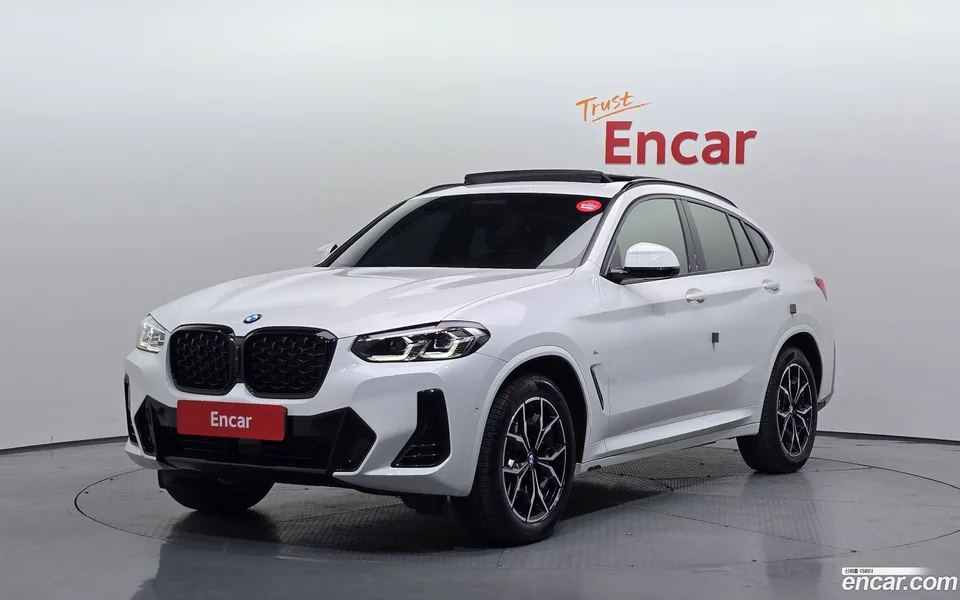 BMW X4 xDrive20i M 2023 — фото 1, купить с доставкой в Москву