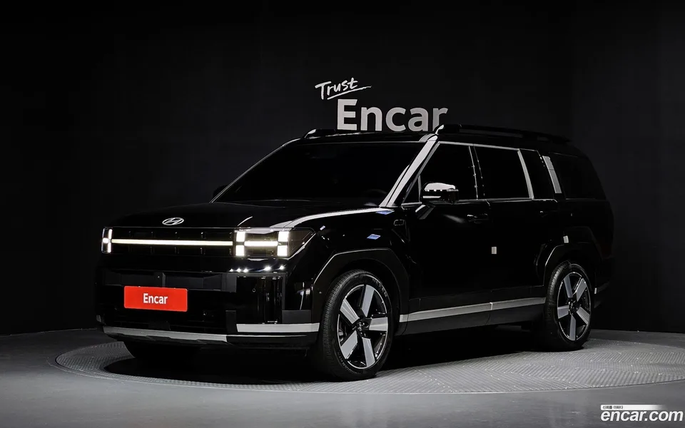 Hyundai SantaFe 2.5T 2WD 2023 — фото 1, купить с доставкой в Москву