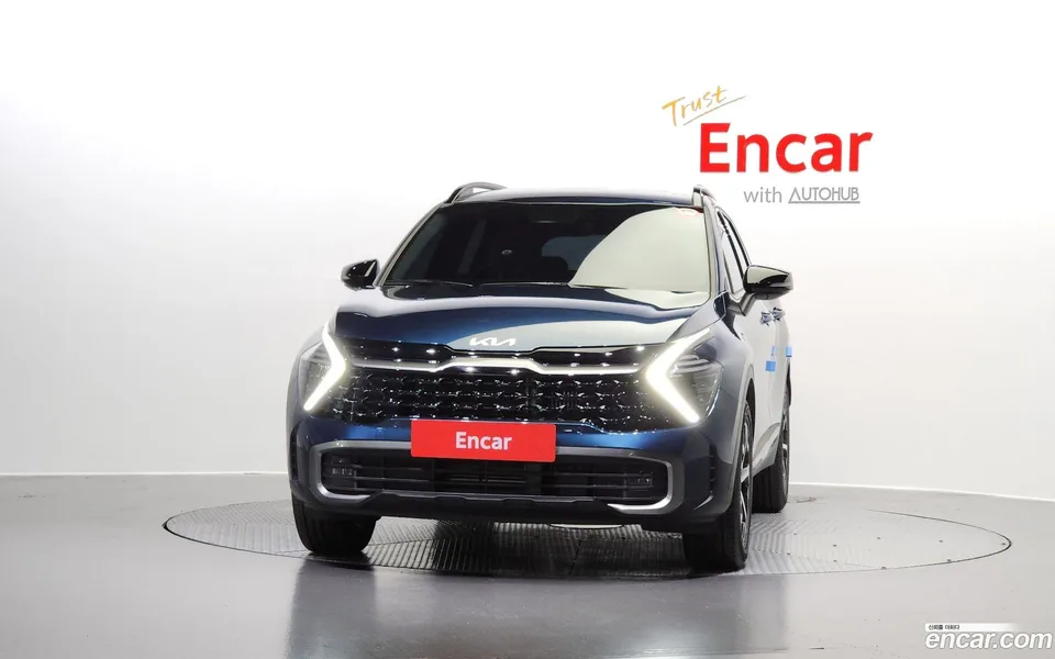 Kia Sportage Hybrid 2WD 2024 — миниатюра 3