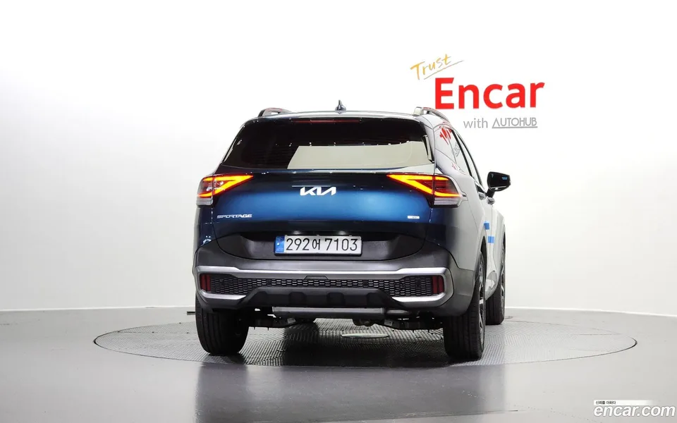 Kia Sportage Hybrid 2WD 2024 — миниатюра 4