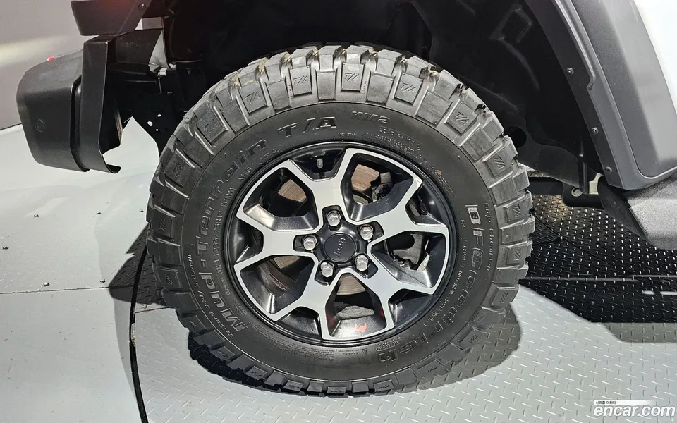 Jeep Wrangler 2.0 4 2022 — миниатюра 2