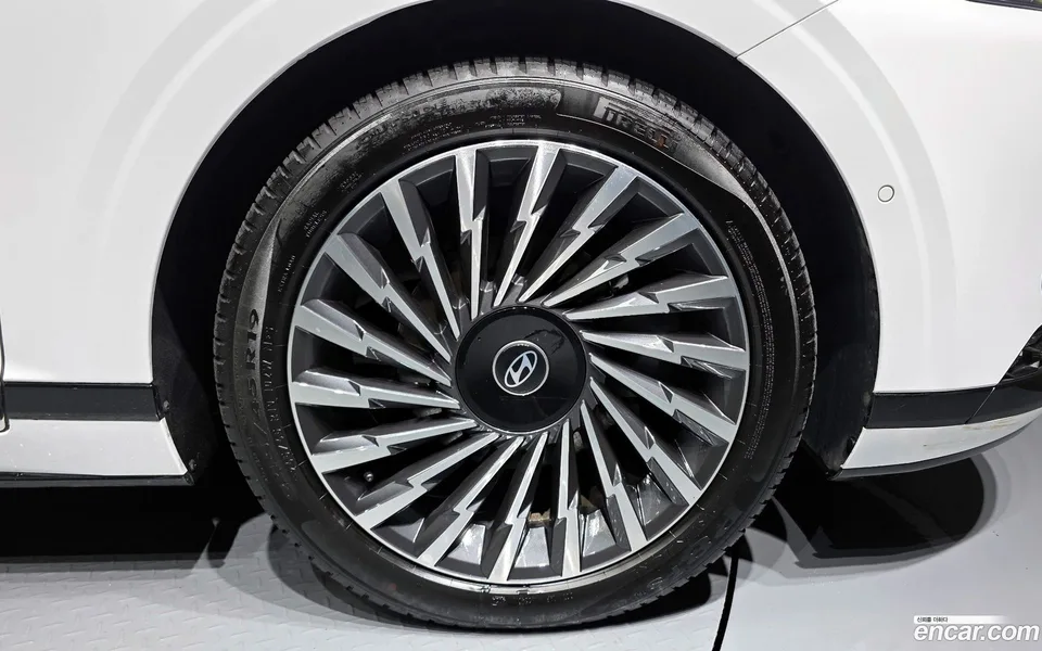 Hyundai Grandeur Hybrid 2023 — миниатюра 2