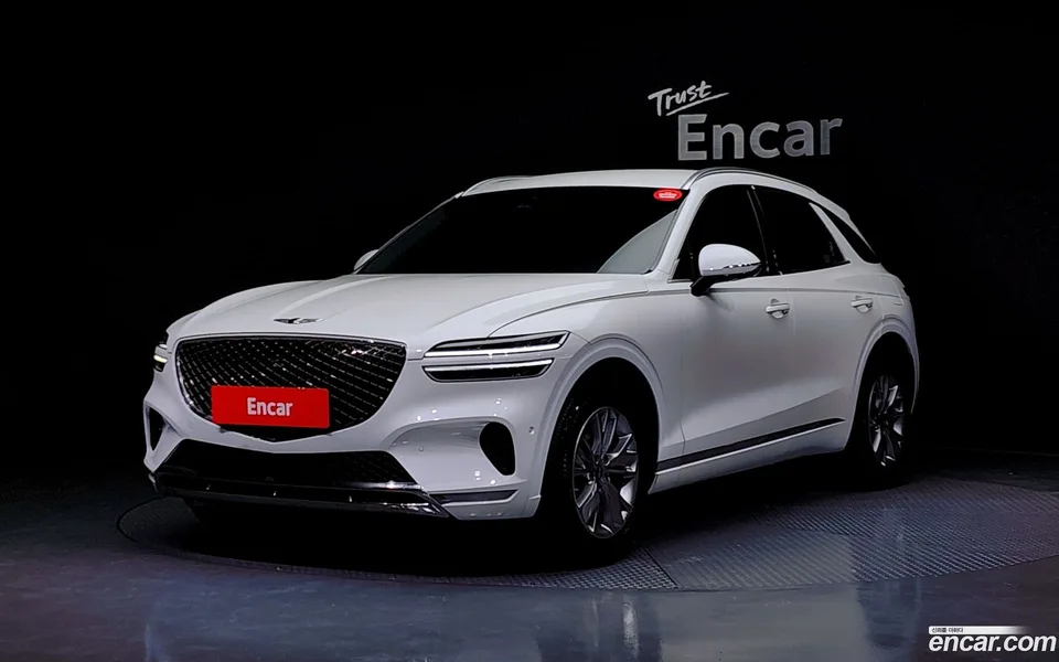 Genesis GV70 2.5T AWD 2023 — фото 1, купить с доставкой в Москву