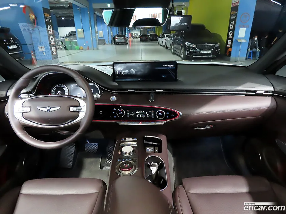 Genesis GV70 2.5T AWD 2023 — миниатюра 2