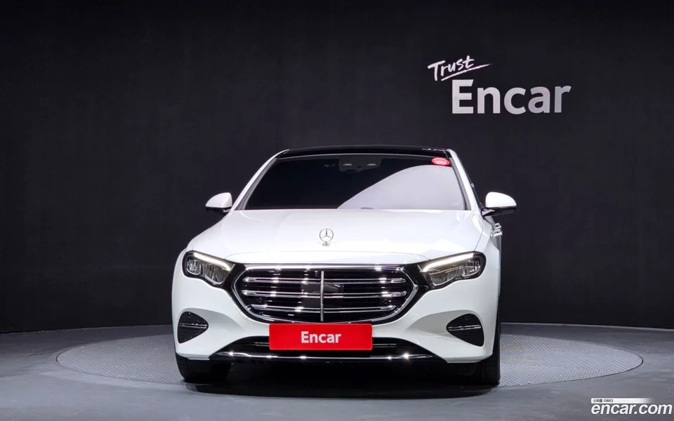 Mercedes-Benz E-Class E220d 4MATIC 2024 — миниатюра 3
