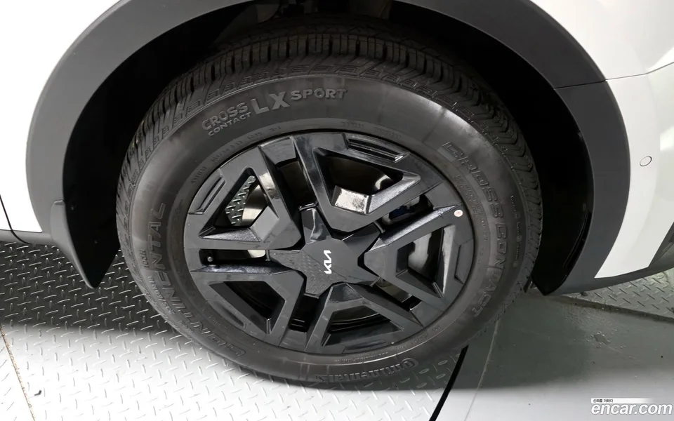 Kia Sorento HEV 1.6 2WD 2023 — миниатюра 2