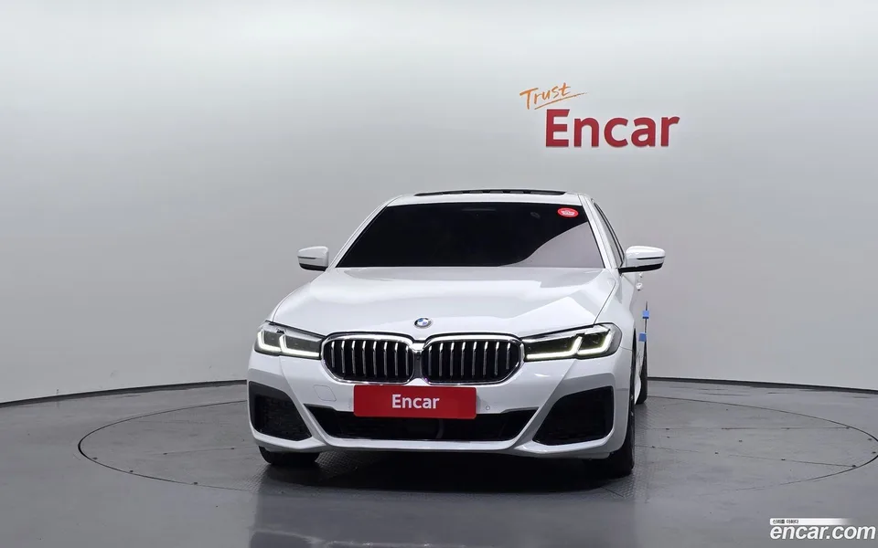 BMW 5 Series 523d xDrive M 2023 — миниатюра 3