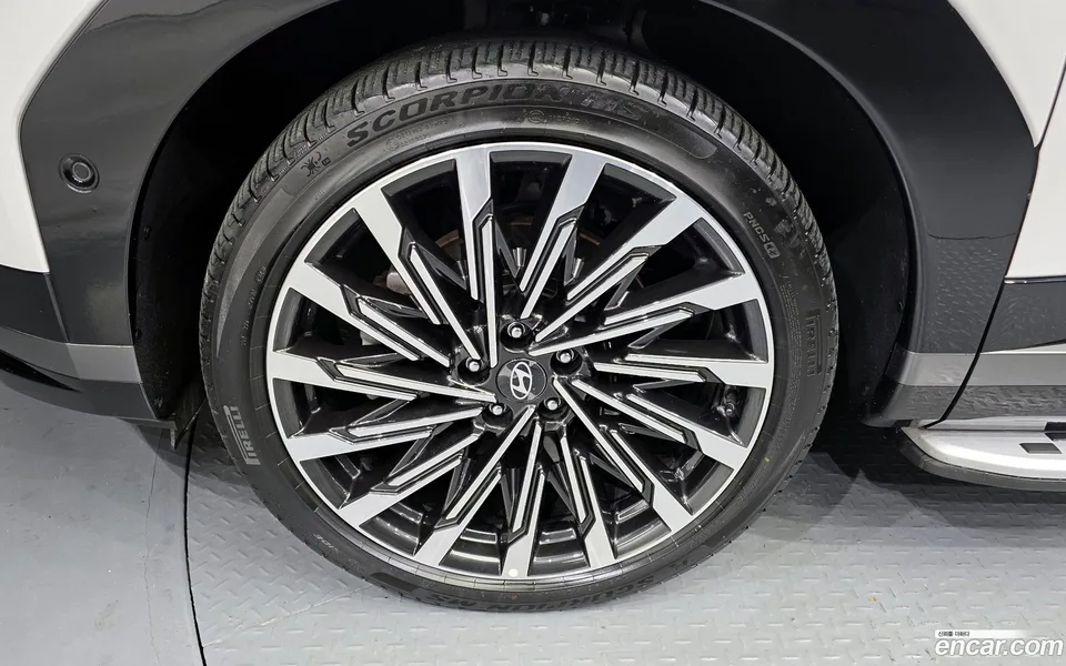 Hyundai SantaFe 2.5T 4WD 2023 — миниатюра 2