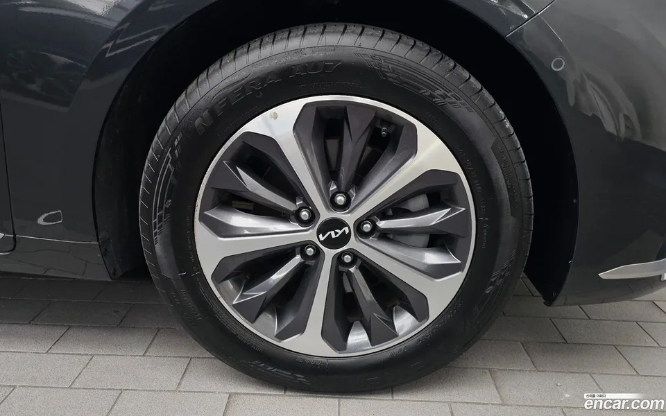 Kia K8 Hybrid 2023 — миниатюра 2