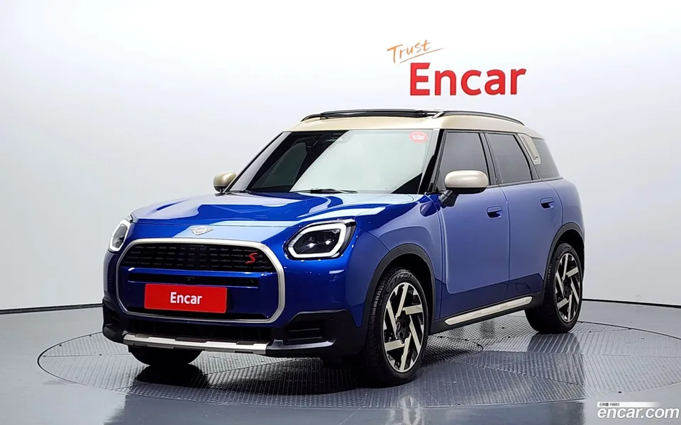 MINI Cooper S Countryman ALL4 2024 — фото 1, купить с доставкой в Москву