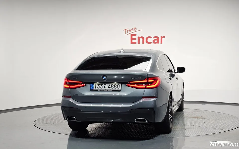 BMW 6 Series GT 620d xDrive M 2022 — миниатюра 4