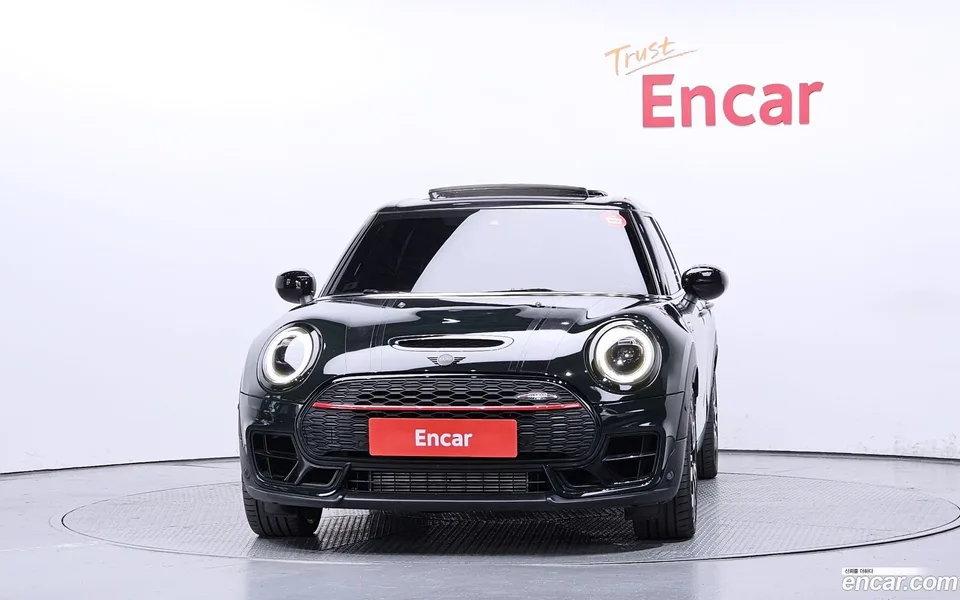 MINI Cooper S Clubman JCW 2023 — миниатюра 3