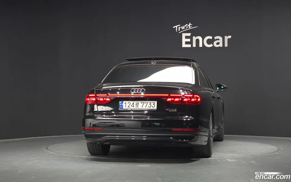 Audi A8 50 TDI LWB 2023 — миниатюра 4