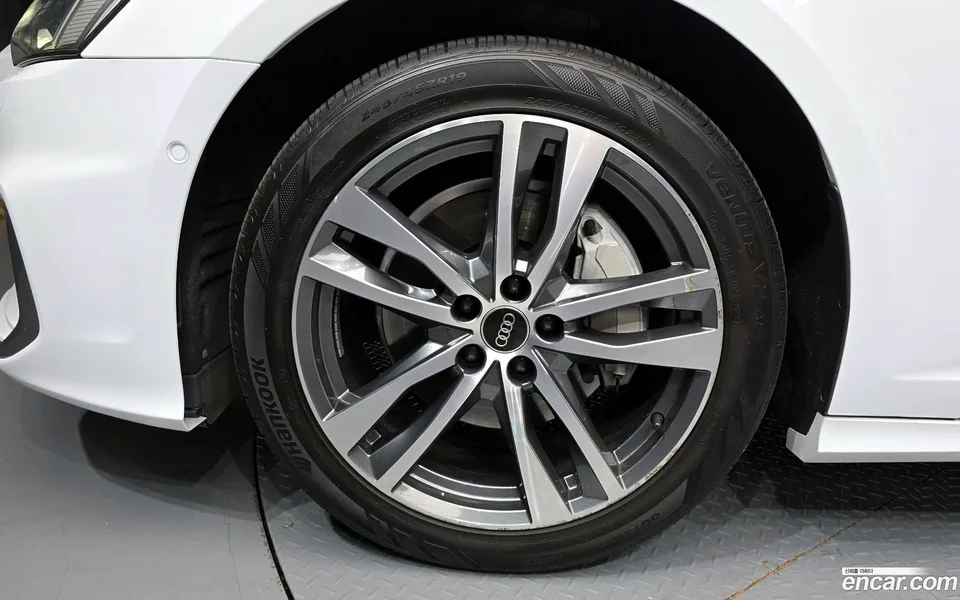 Audi A6 45 TFSI 2022 — миниатюра 2