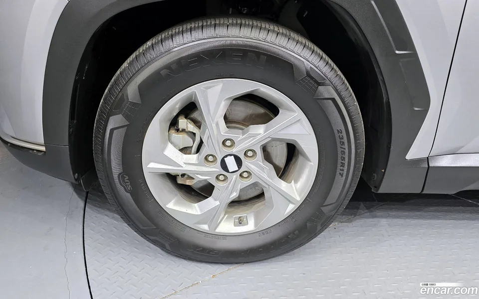 Hyundai Tucson 2.0 4WD 2022 — миниатюра 2