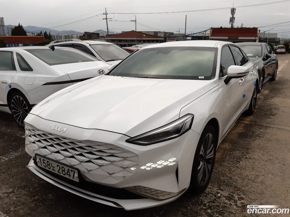 Kia K8 2023