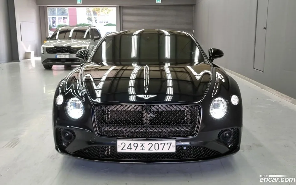 Bentley Continental GT 4.0 GTS 2023 — фото 1, купить с доставкой в Москву
