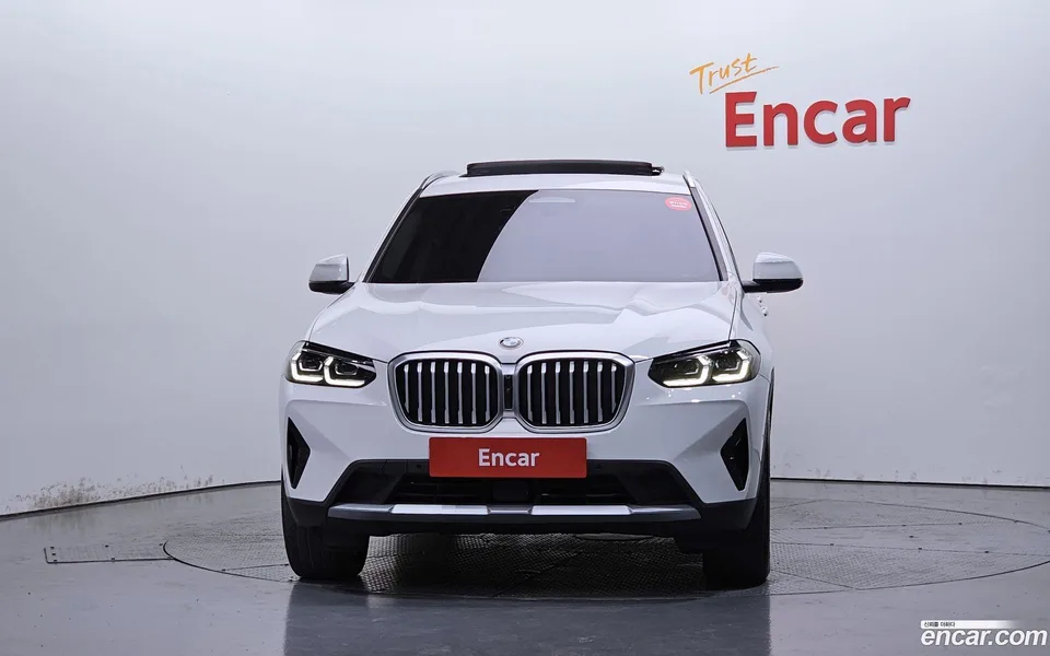 BMW X3 xDrive 20i 2023 — миниатюра 3