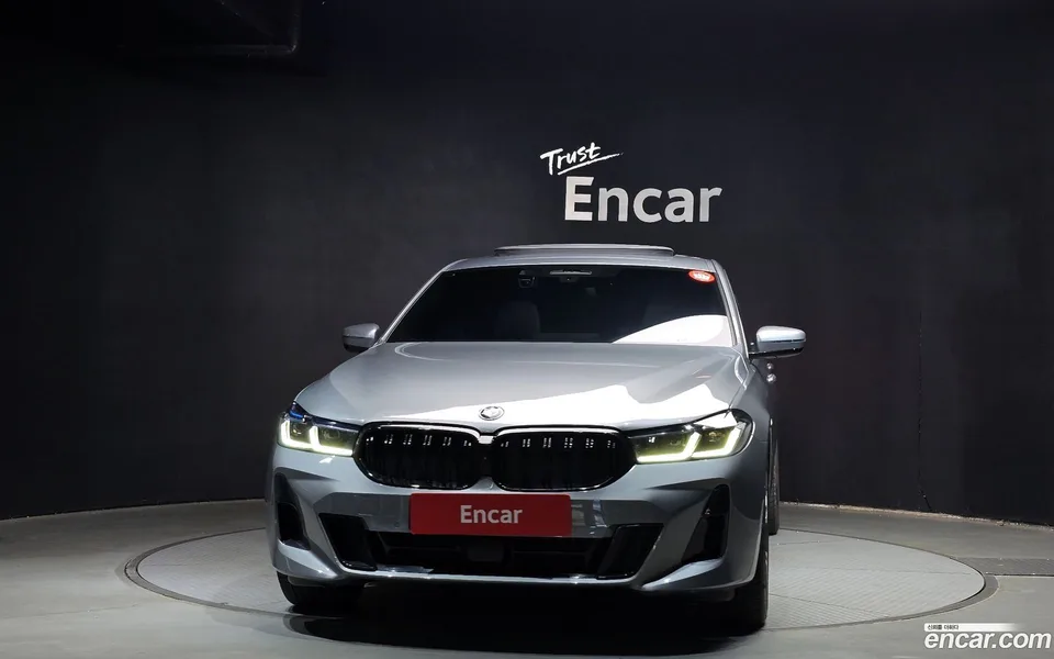 BMW 6 Series GT 630i xDrive M 2024 — миниатюра 3