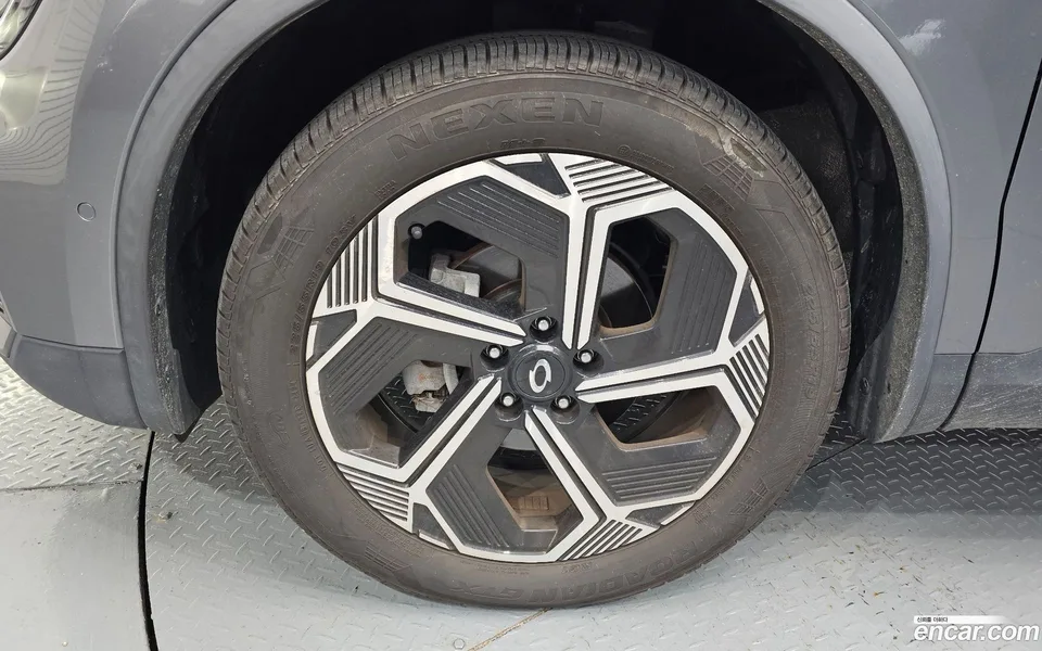 Renault Samsung QM6 2.0 LPe RE 2WD 2023 — миниатюра 2