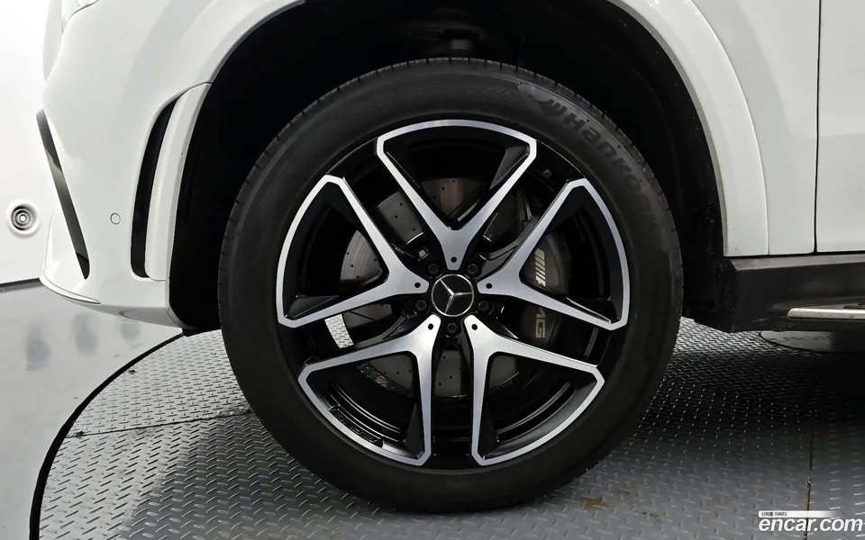 Mercedes-Benz GLE-Class AMG GLE53 4MATIC+ 2023 — миниатюра 5